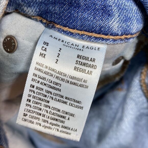 American Eagle Distressed Highest Rise 90s Flare Jeans Size 2 - Picture 4 of 7